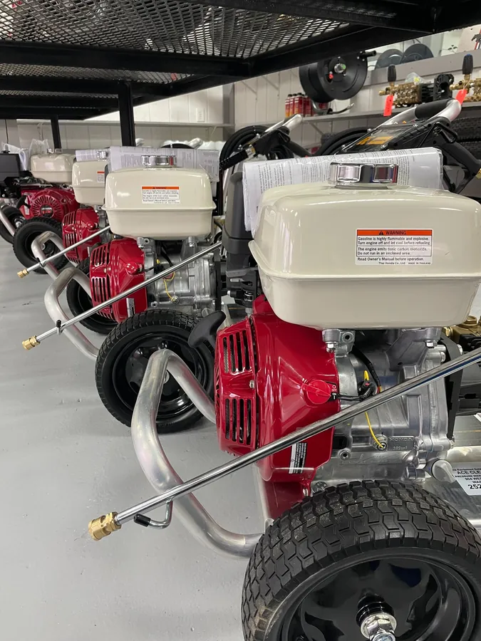 Commercial cold water pressure washers